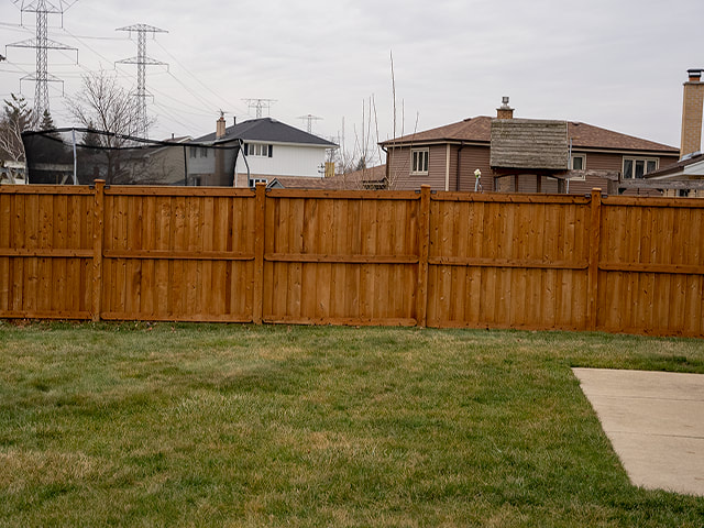 What is the Cost of Professional Cedar Fence Installation?
